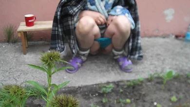 Света писает